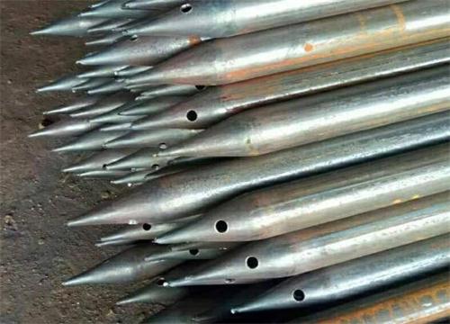 荔浦隧道钢花管现货